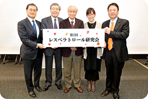 世話人の皆さまの集合写真